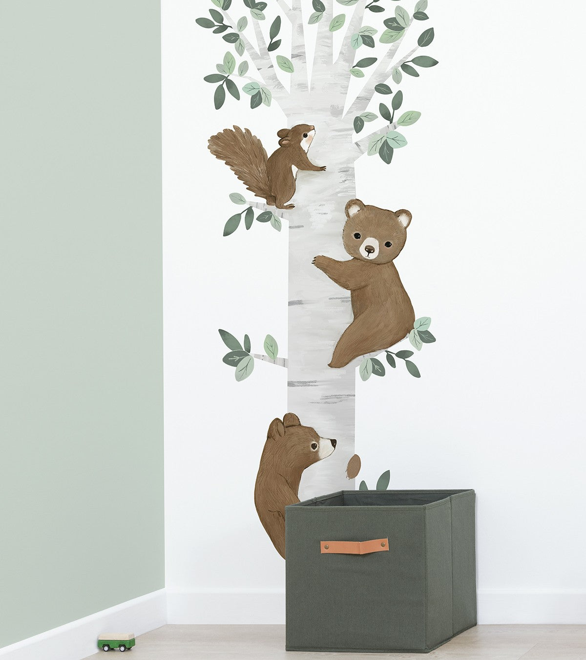 KHARU - Adesivo grande - Gli orsi si arrampicano sugli alberi