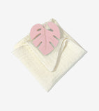 Anello per dentizione a forma di foglia rosa con pannolino